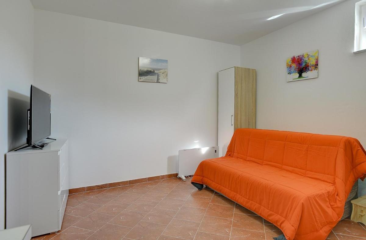 Apartments Elviana Pula Bagian luar foto